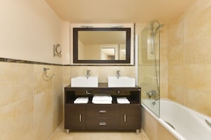 Spacious bathroom