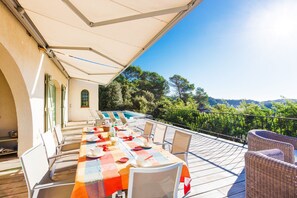Terrace with open view