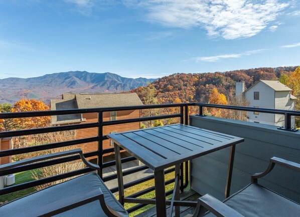 Incredible Mt. LeConte And Great Smoky Mountain National Park Views!