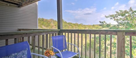 Branson Vacation Rental | 3BR | 2BA | Step-Free Access | 1,250 Sq Ft