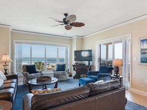 Living Room with Balcony Access at 5209 Hampton Place