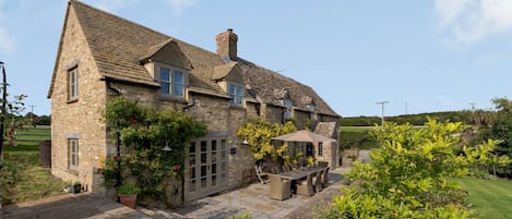 Rose Tree Cottage - StayCotswold