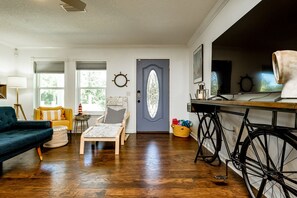 Living room with workstation and air printer