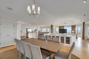 There’s room for everyone at the dining table.