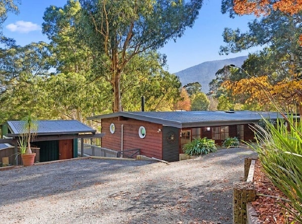 Alpine Views in Warburton