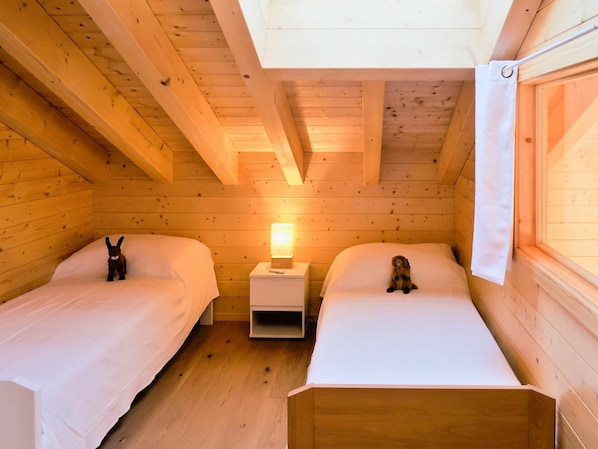 Möbel, Gebäude, Komfort, Holz, Interior Design, Fussboden, Hartholz, Grundeigentum, Bett
