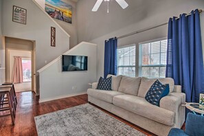 Living Room | 1st Floor | Smart TV | Stairs to Access 2nd Floor