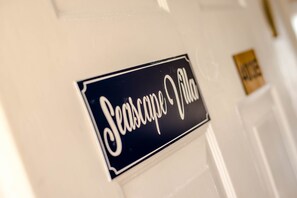 Entrance logo 