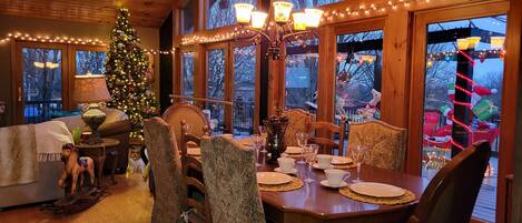 Winter Scene to bask in the Holiday Fun  (Seasonal Picture)..Entertain in Style!