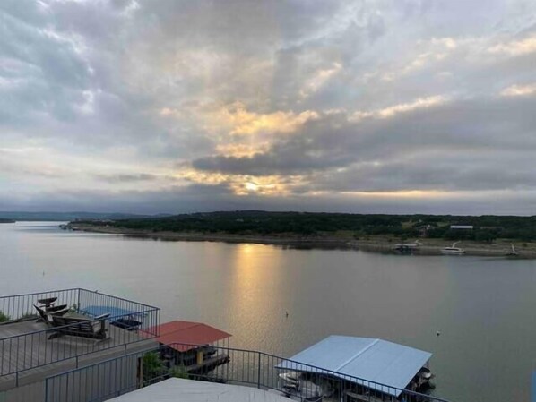 Lake Travis Waterfront condo