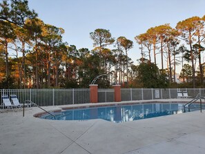 Community pool