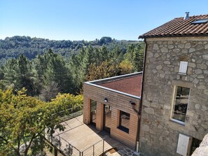 Vue de notre terrasse avec un panorama à couper le souffle ...