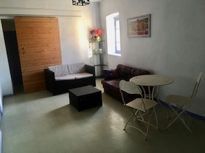 Coin salon commun aux deux gîtes