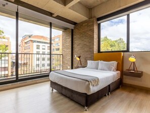 Queen bed
