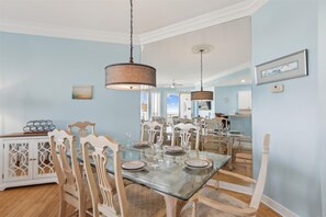 Dining Table with Seating for Six at 2506 SeaCrest
