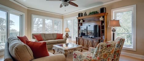 Living Area at 2318 Windsor II with Balcony Access