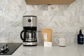 Standard Coffee Maker - 1 Bag Provided