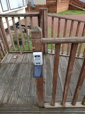H V 8 Key Safe