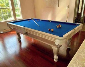Spielezimmer