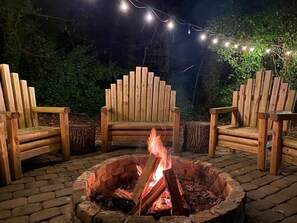 Plenty of seating around the fire