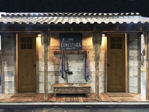 External private bathhouse, located directly behind your wagon