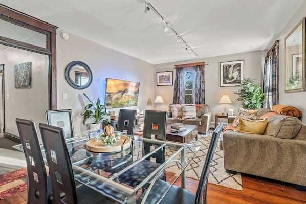 Dining Room / Living Room with 65 inch TV