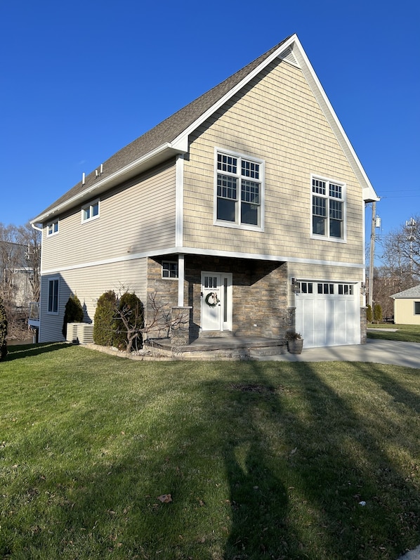 Street View of Cottage