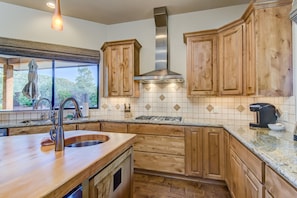 3-Burner Gas Stovetop with a Griddle