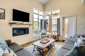 Living Room | Central Heat | Sleeper Sofa | Smart TV | Electric Fireplace