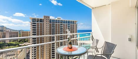 Gorgeous Blue Ocean and Lagoon Views from Lanai