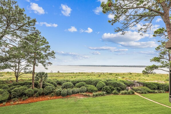 Beautiful 3rd Floor Ocean Views from 1834 Beachside Tennis