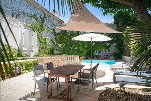 Courtyard with pool