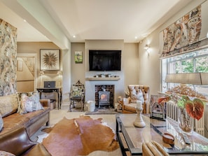 Sitting room | Willington Lodge, Horsemans Green