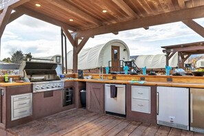 Wagon Kitchen