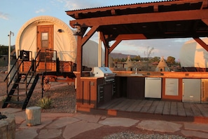 Wagon & Outdoor Kitchen