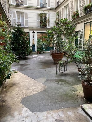 Enceinte de l’hébergement