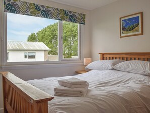 Double bedroom | Sandpiper - Freshwater Bay Holiday Village, Freshwater East, near Pembroke