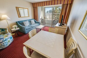 Large Living/Dining Room Area, Beautifully Decorated