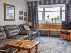 Living area | King Arthur Suite, Trearddur Bay
