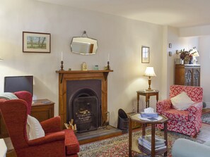Living area | The Wee Hoose, Kinghorn