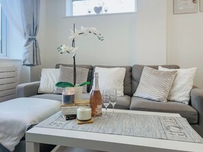 Living area | Lamorna, Littlehampton