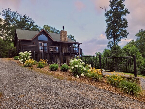 Summer beauty at The Blackbeary Chalet