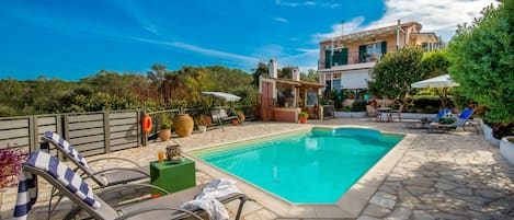 Pool facilities and terraces