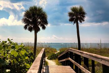 Nature is Calling! Near Smugglers Cove Adventure Golf, Spa Tub, Golf