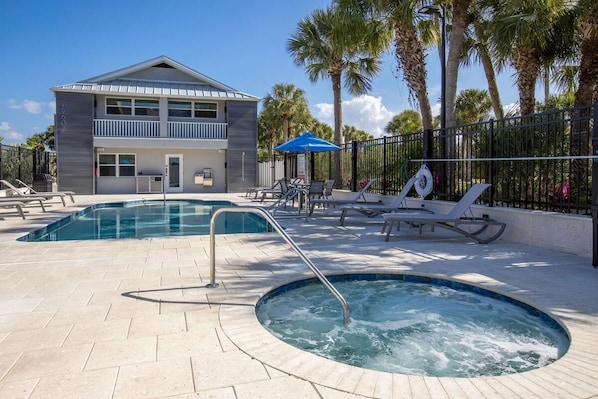 Enjoy sunbathing by the pool