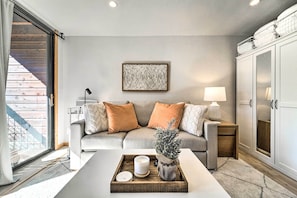 Living Area | Queen Sleeper Sofa | Twin Sleeper Sofa