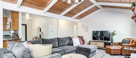 Arnold Vacation Rental | 4BR | 3BA | Stairs Required | 2,162 Sq Ft
