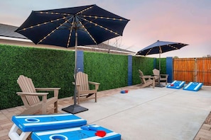 Corn hole toss competitions are waiting for your family and your friends!