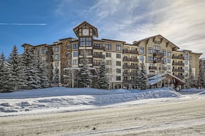 Passage Point Condos