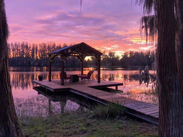 Serenity on the Lake-dockside on Lake Gardenia